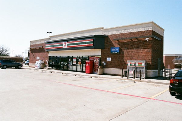 7-11 Convience Store - Dallas, TX